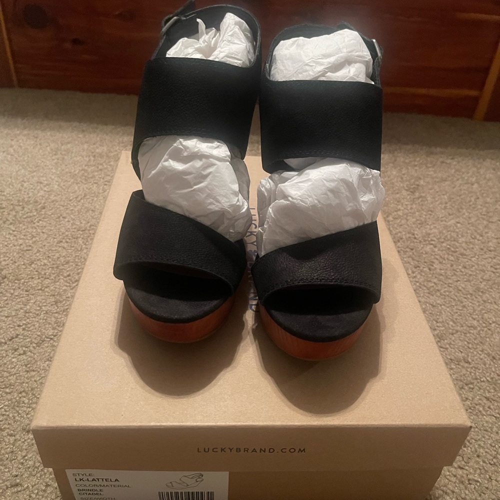 Lucky Brand Latella Wedge Black Cotia Size 9
